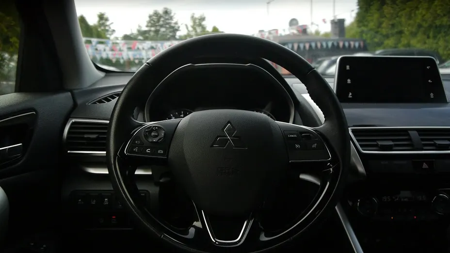 MITSUBISHI Eclipse Cross -