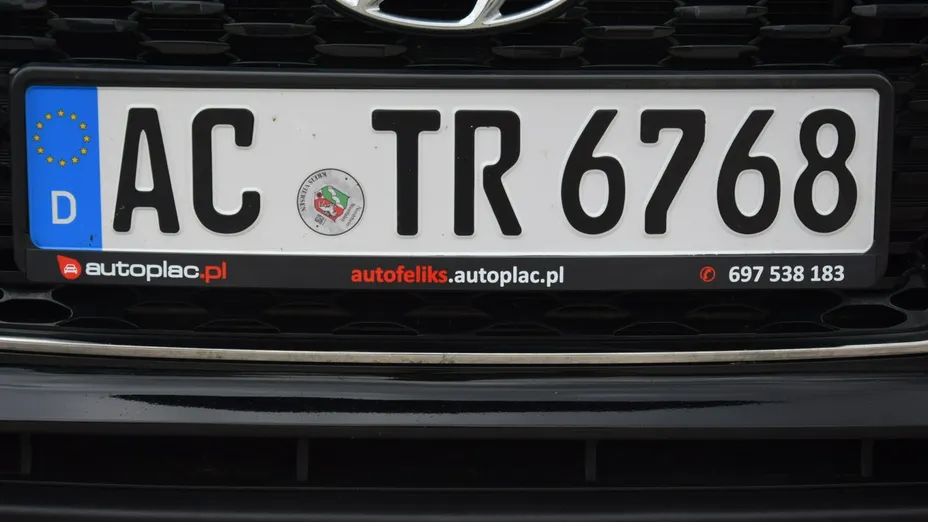HYUNDAI i30 -