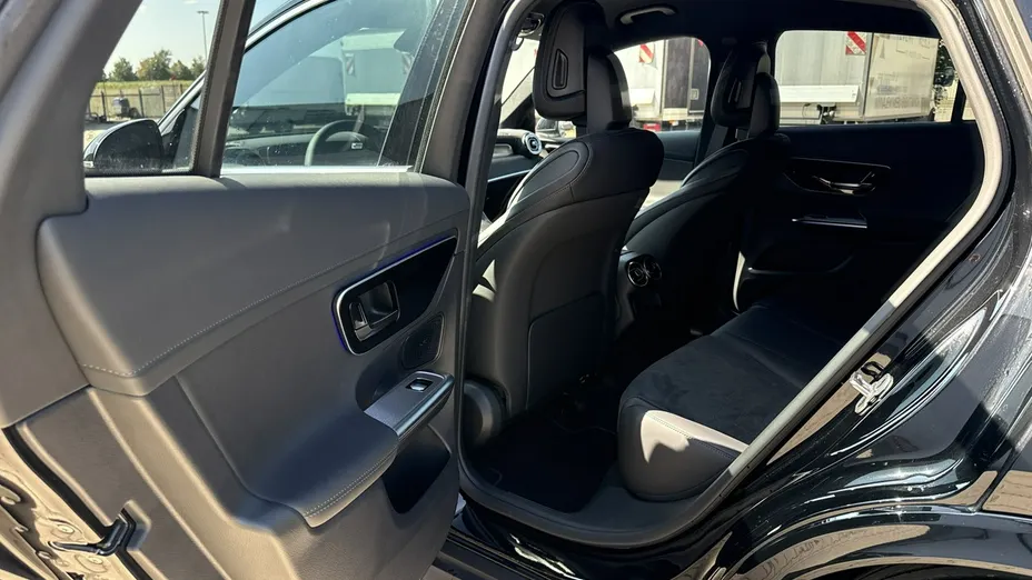 MERCEDES-BENZ GLC -