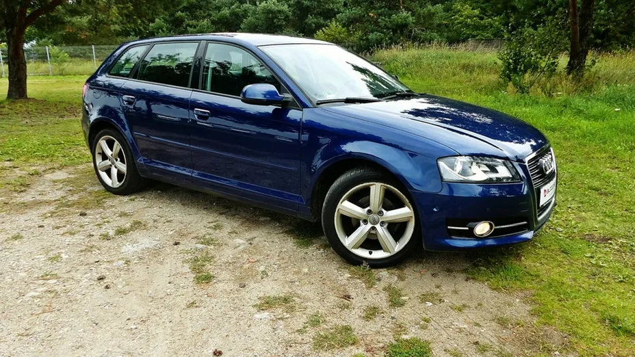 AUDI A3 Sportback -