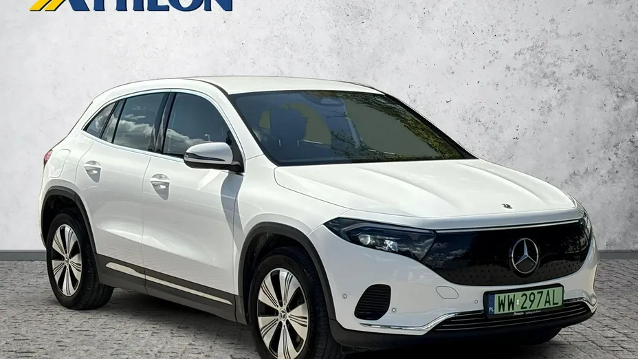 MERCEDES-BENZ EQA -