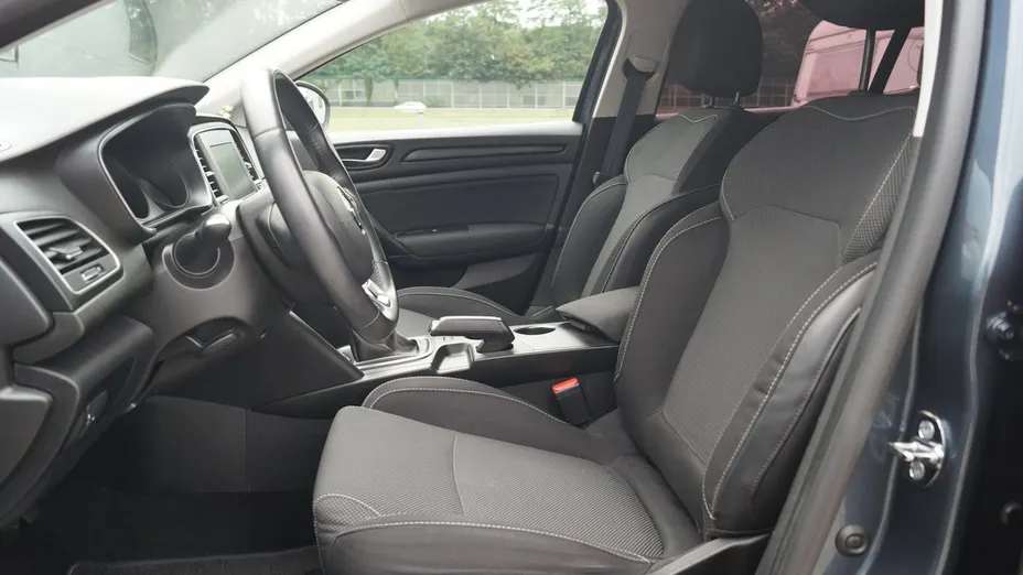 RENAULT Megane -