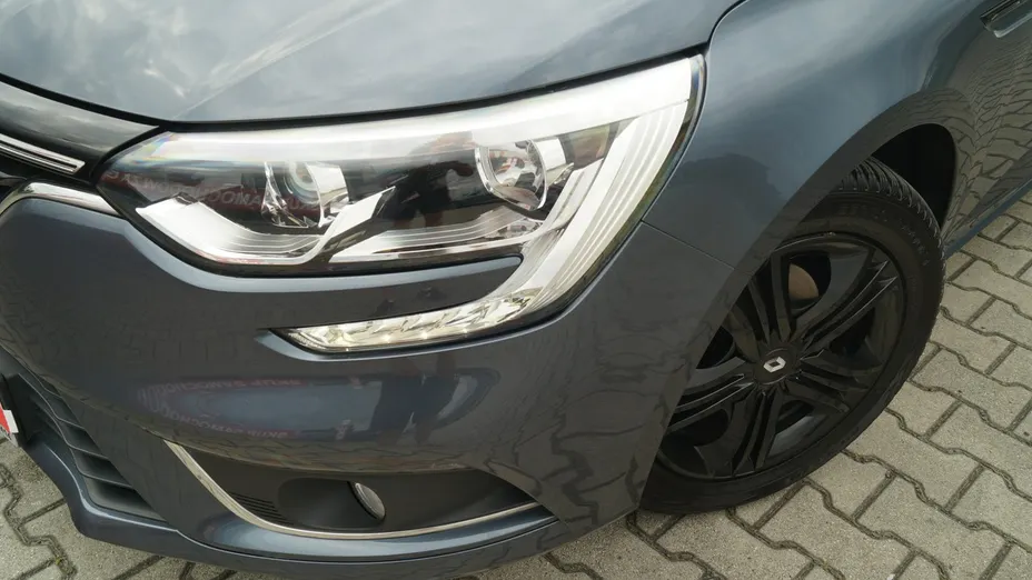 RENAULT Megane -