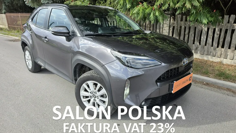 TOYOTA Yaris Cross -