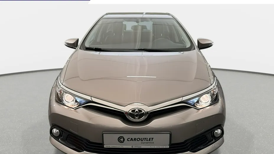 TOYOTA Auris -