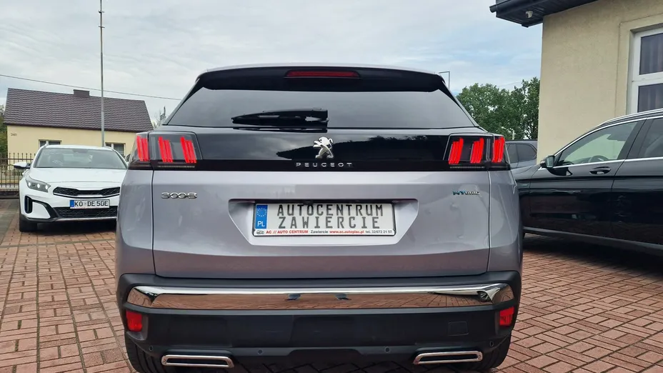 PEUGEOT 3008 -