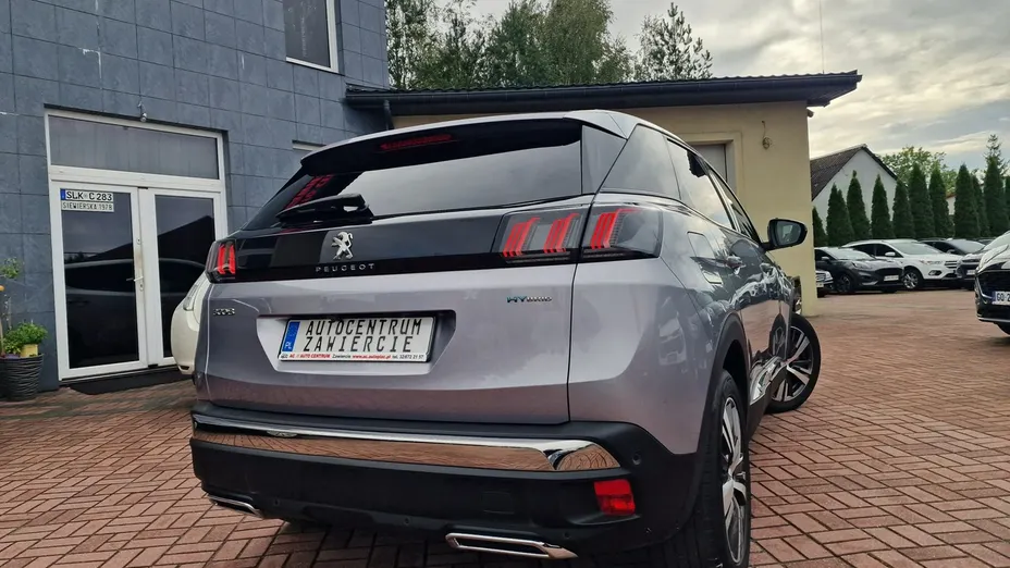 PEUGEOT 3008 -