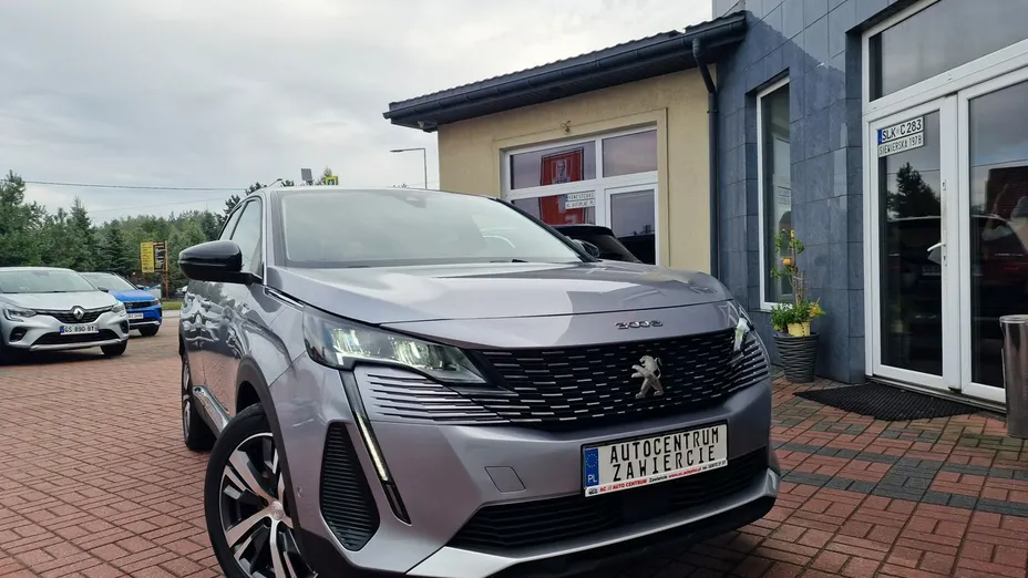 PEUGEOT 3008 -