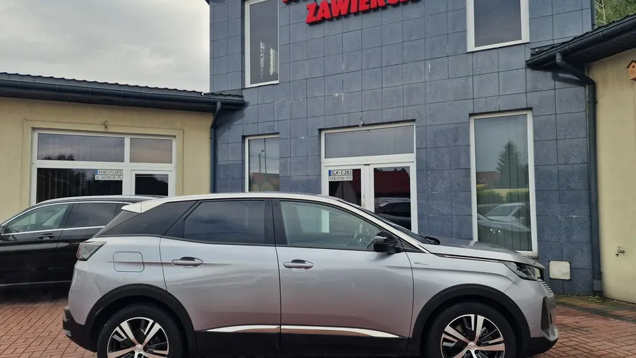 PEUGEOT 3008 -