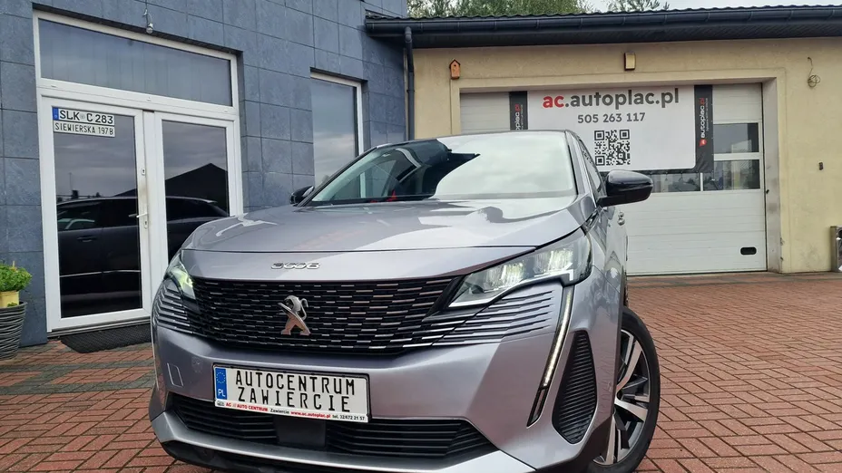 PEUGEOT 3008 -