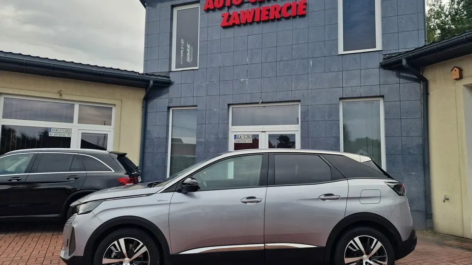 PEUGEOT 3008 -
