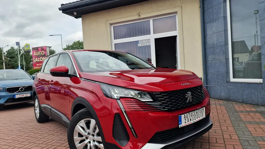 PEUGEOT 5008 -