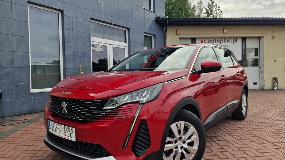 PEUGEOT 5008 -