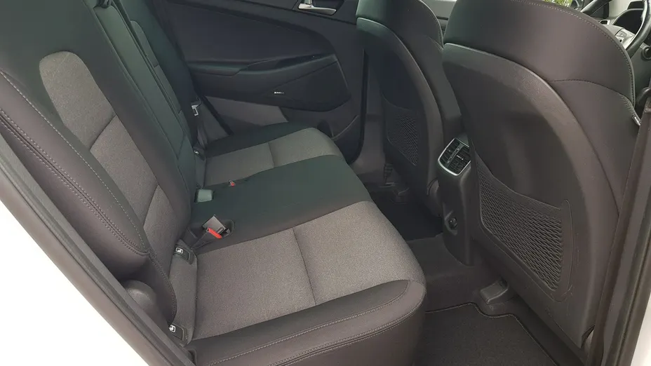 HYUNDAI Tucson -