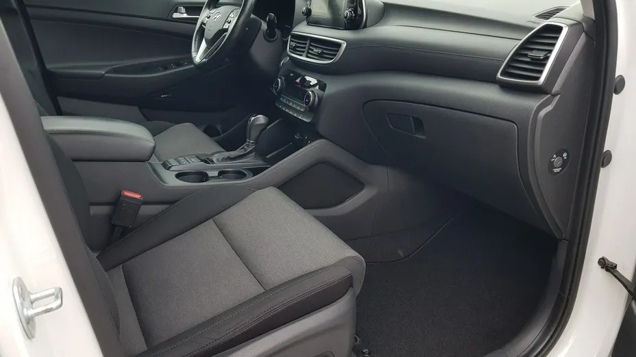 HYUNDAI Tucson -
