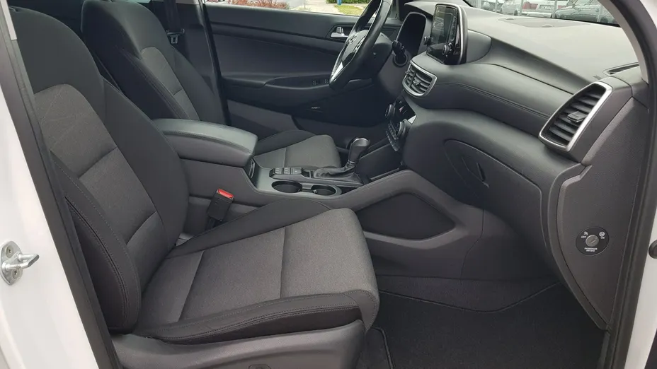 HYUNDAI Tucson -