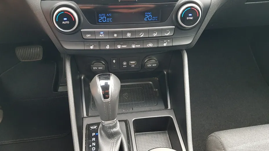 HYUNDAI Tucson -