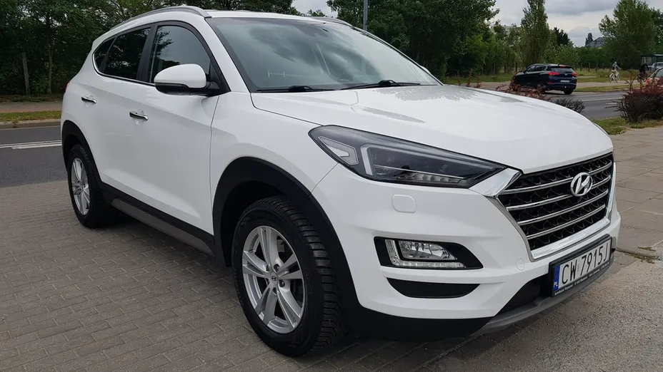 HYUNDAI Tucson -