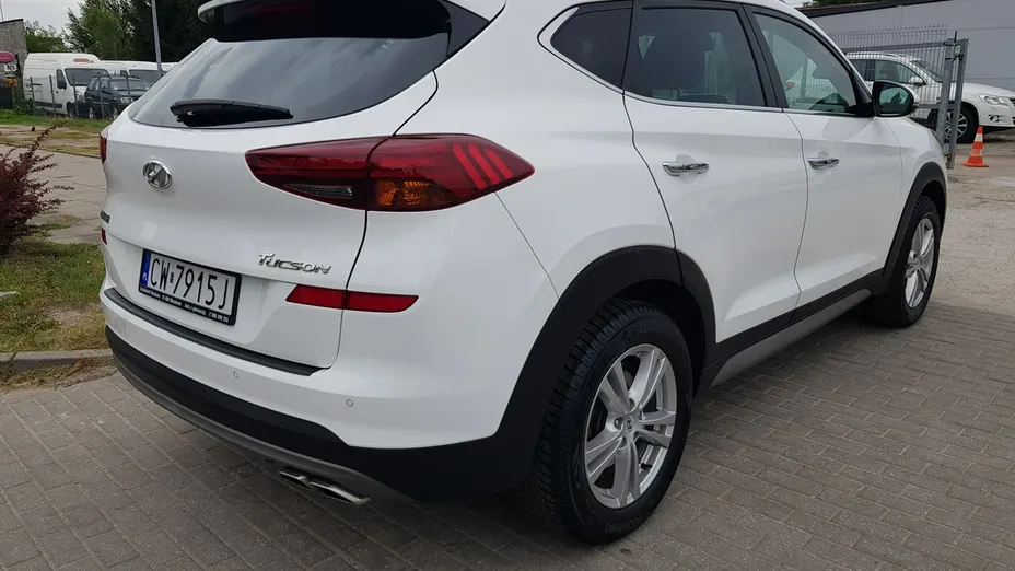 HYUNDAI Tucson -