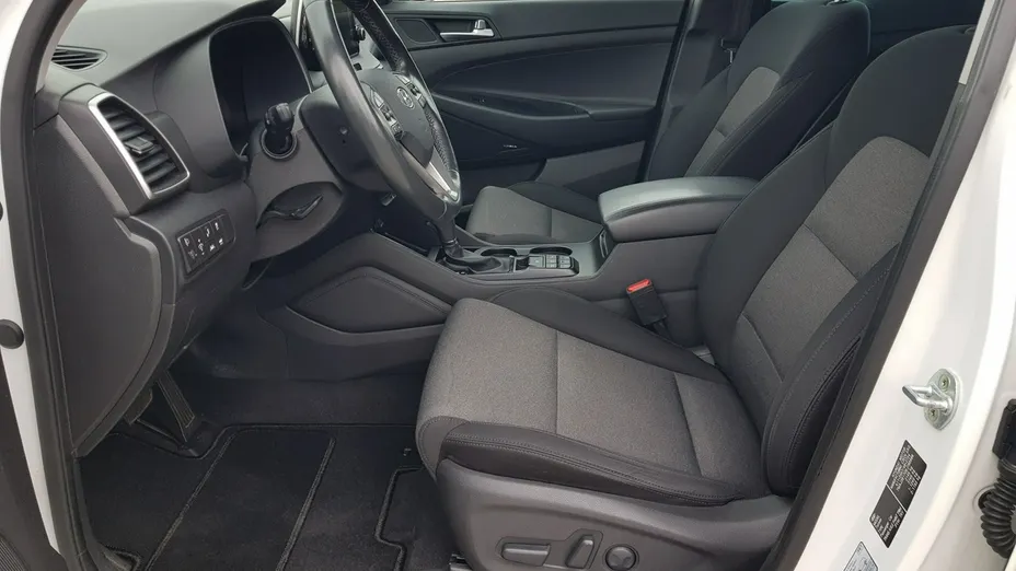 HYUNDAI Tucson -