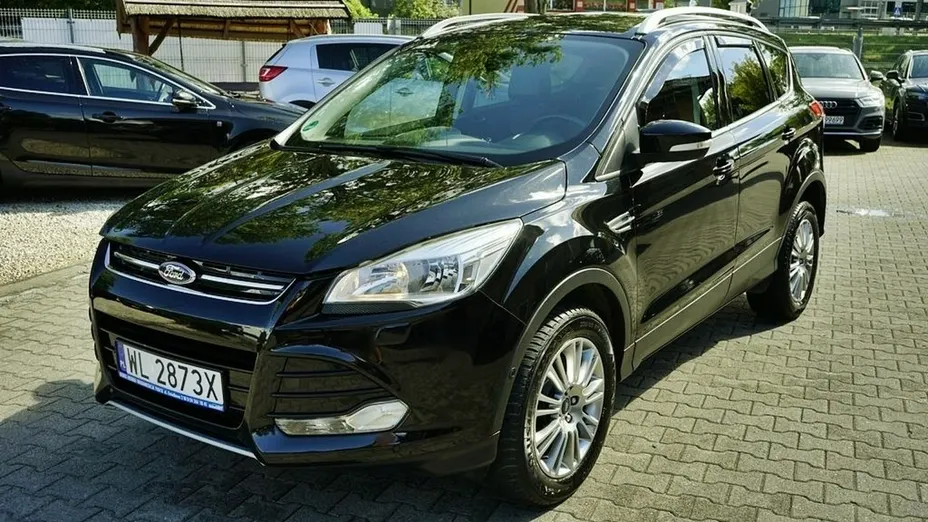 FORD Kuga -