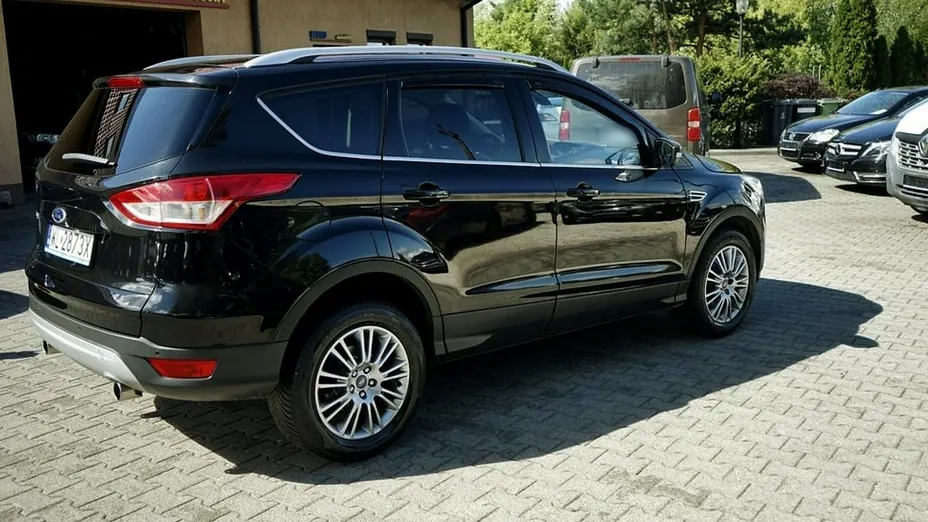 FORD Kuga -