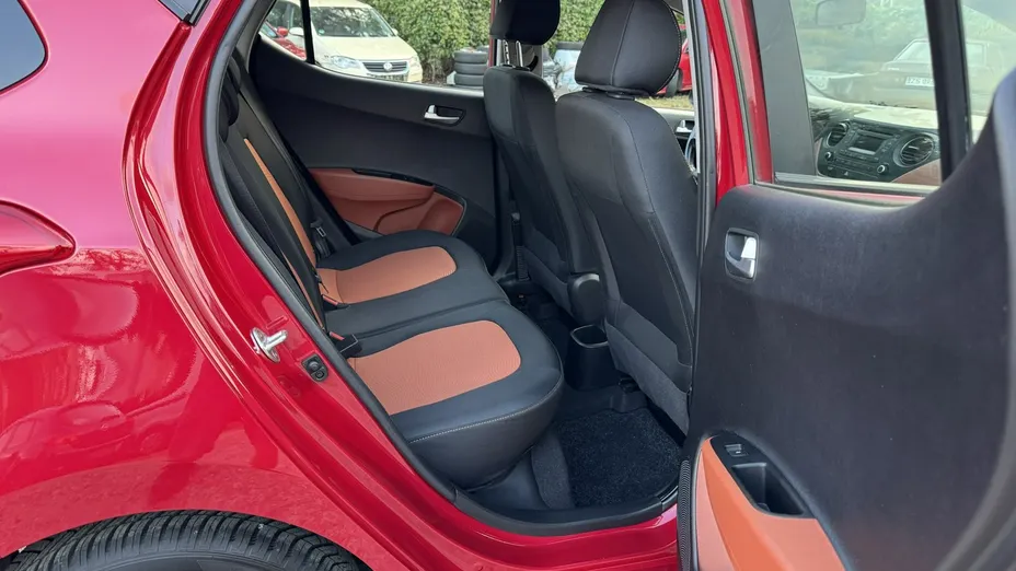 HYUNDAI i10 -
