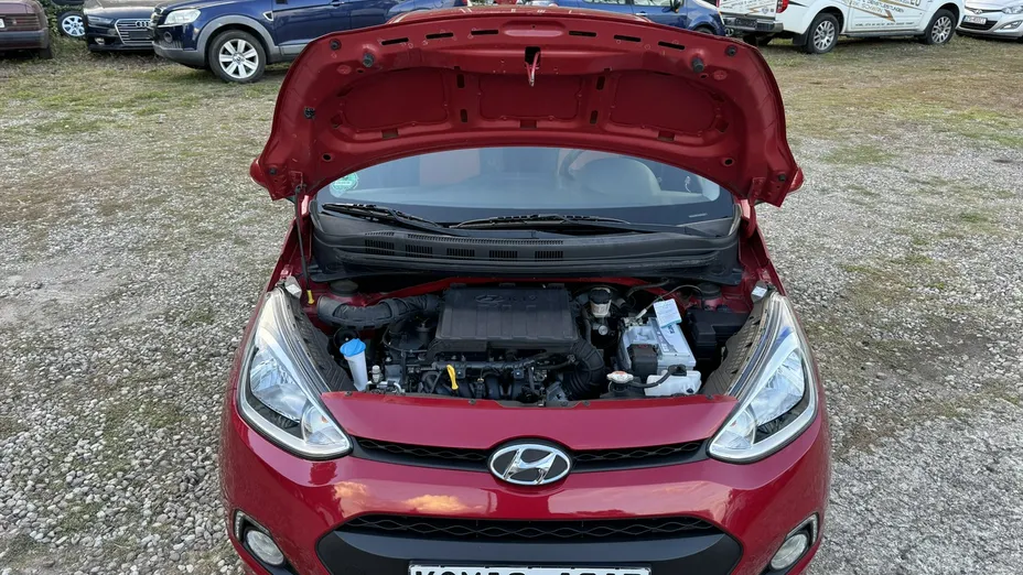 HYUNDAI i10 -