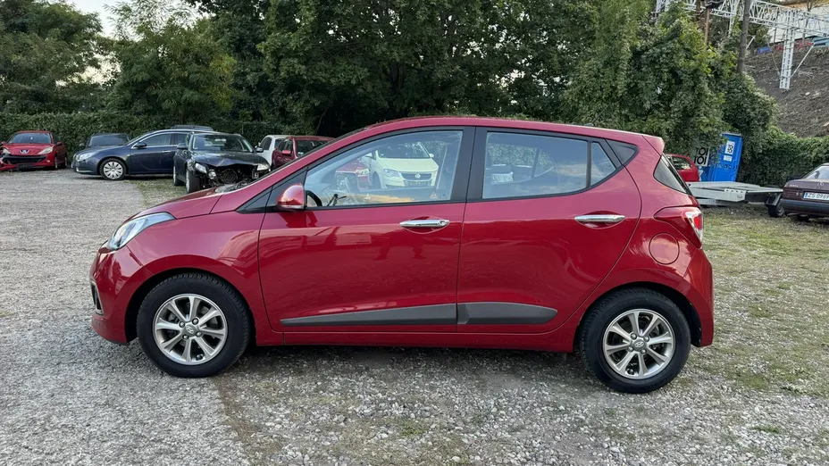 HYUNDAI i10 -