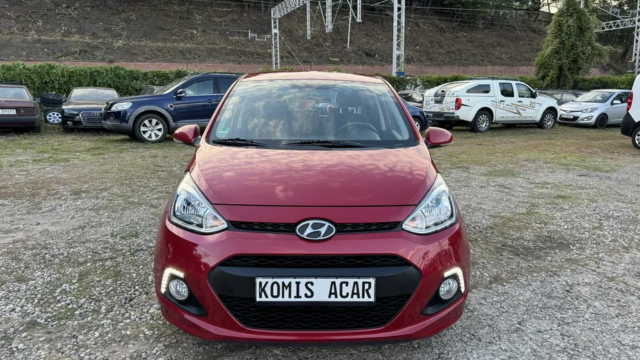 HYUNDAI i10 -
