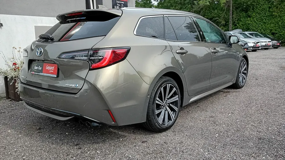 TOYOTA Corolla -