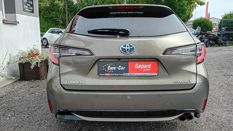 TOYOTA Corolla -