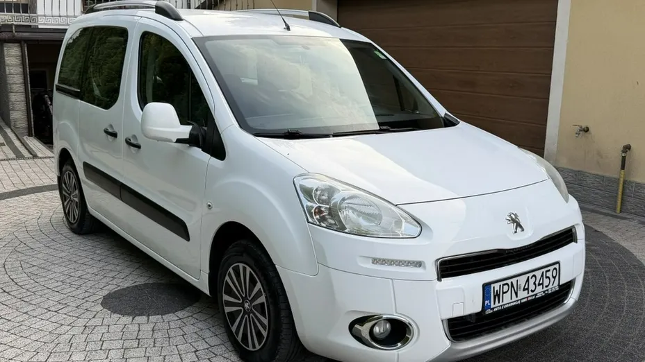 PEUGEOT Partner -