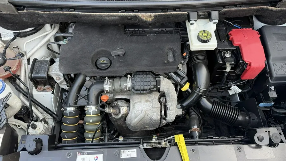 PEUGEOT Partner -
