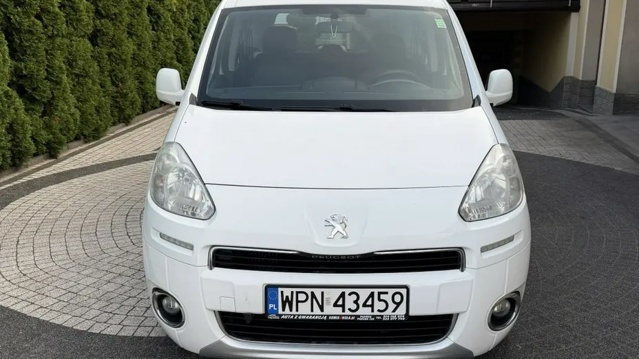 PEUGEOT Partner -