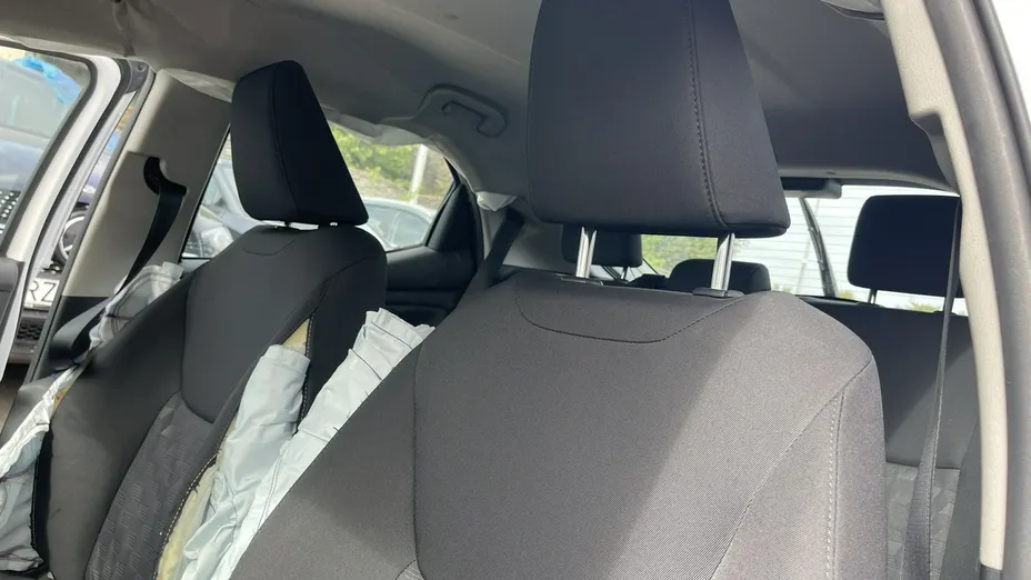 TOYOTA Yaris -