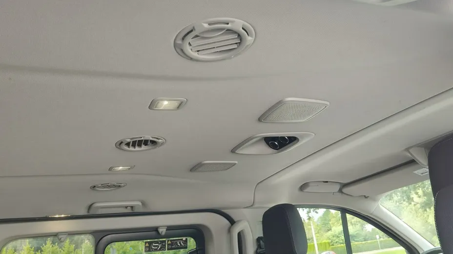 FORD Tourneo Custom -