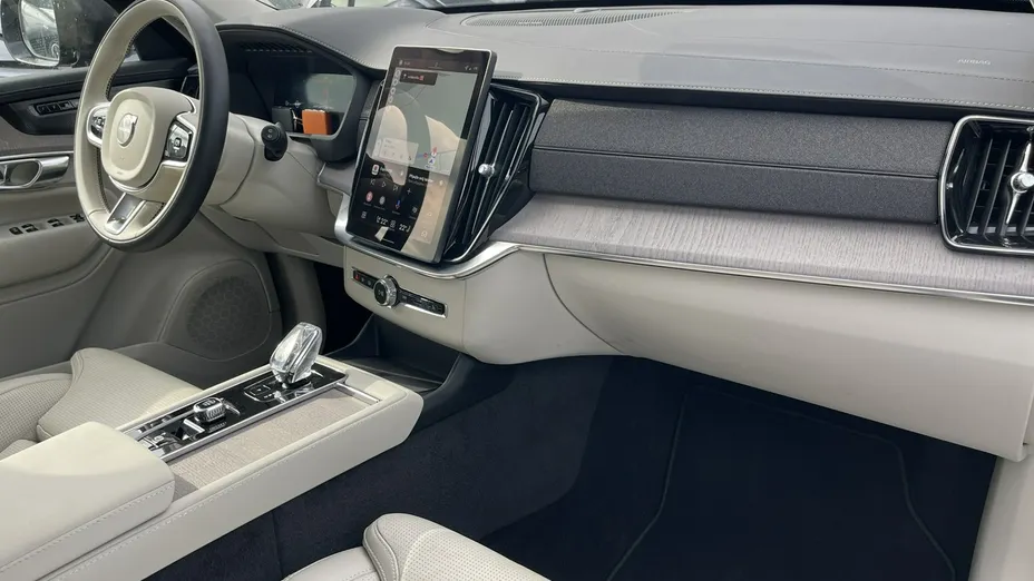 VOLVO XC90 -
