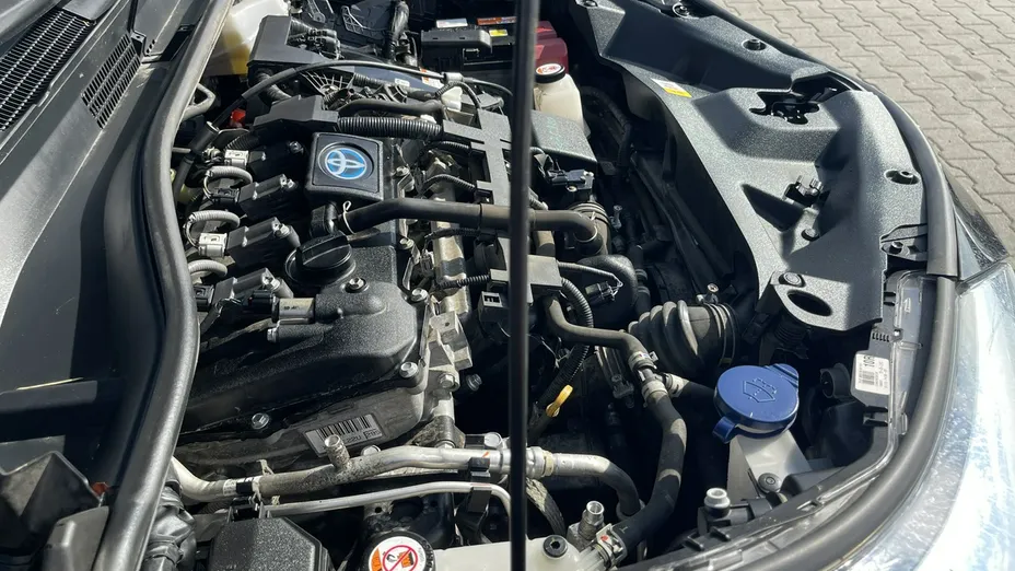 TOYOTA C-HR -