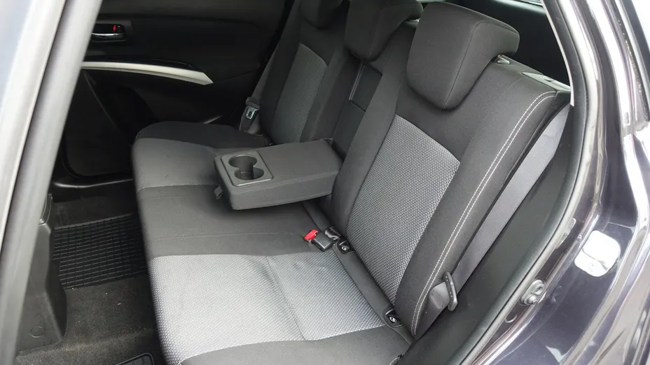 SUZUKI S-Cross -