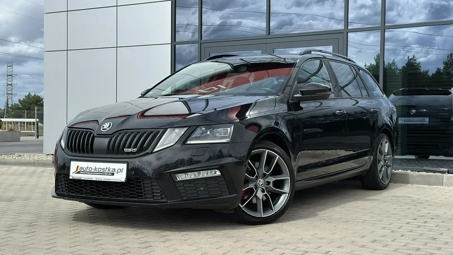 SKODA Octavia -