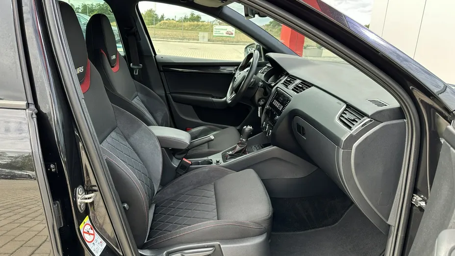 SKODA Octavia -