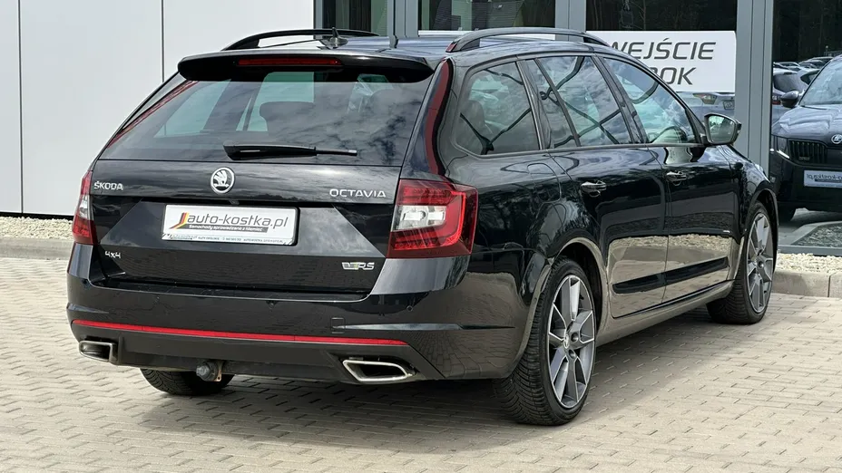 SKODA Octavia -