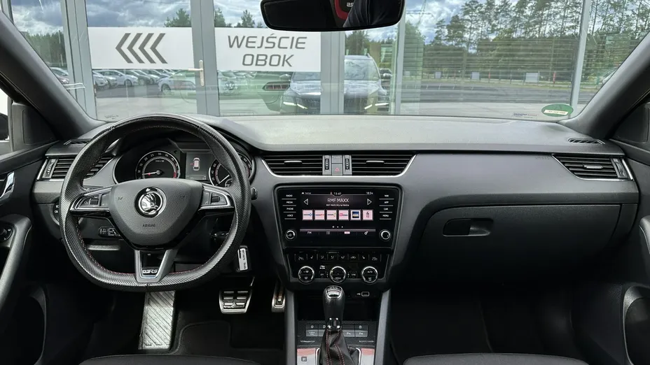 SKODA Octavia -