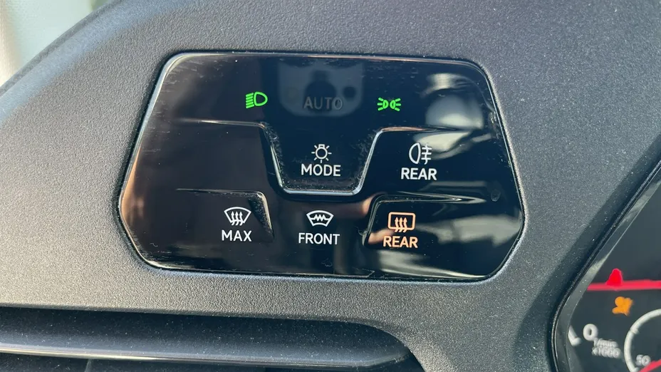 VOLKSWAGEN Caddy -