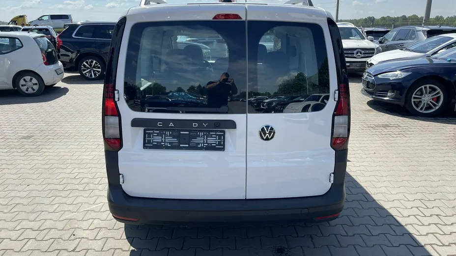VOLKSWAGEN Caddy -