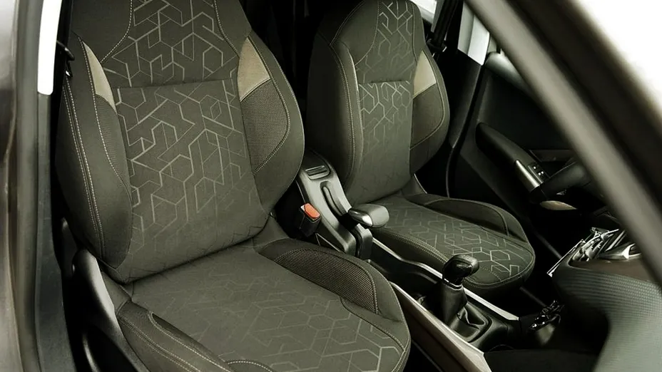 PEUGEOT 2008 -