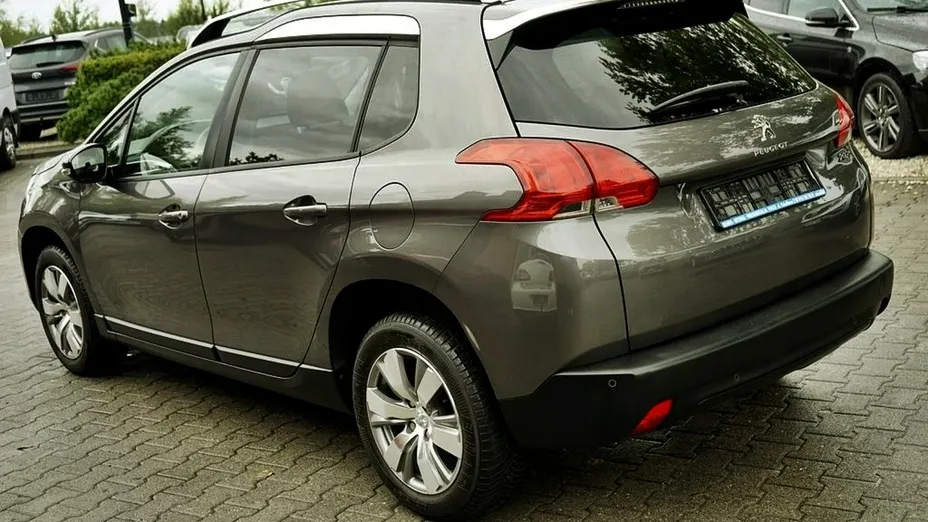 PEUGEOT 2008 -