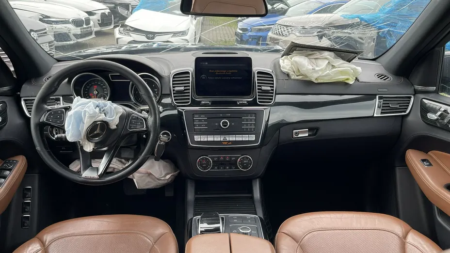 MERCEDES-BENZ GLS -