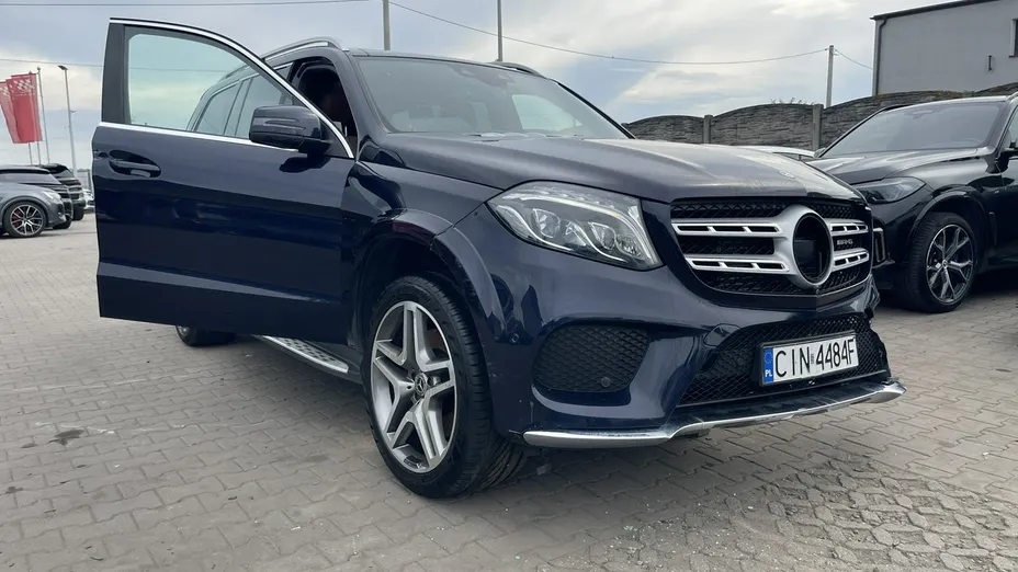MERCEDES-BENZ GLS -